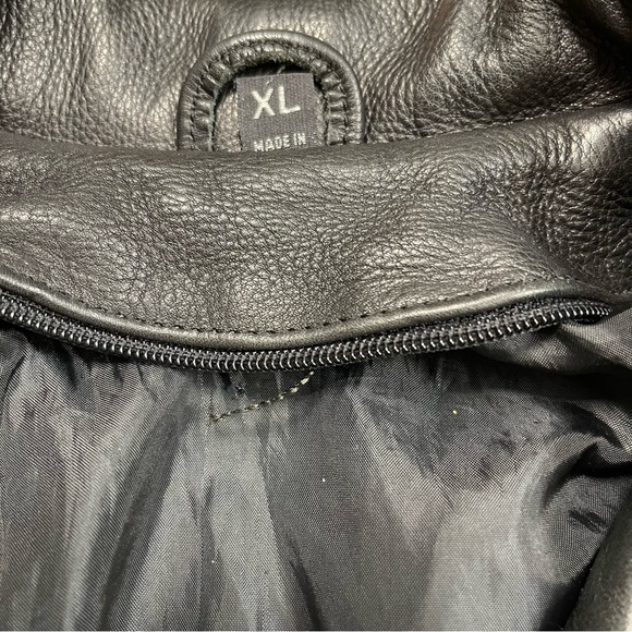 Leather Motorcycle 🏍️ Jacket - Picture 6 of 9